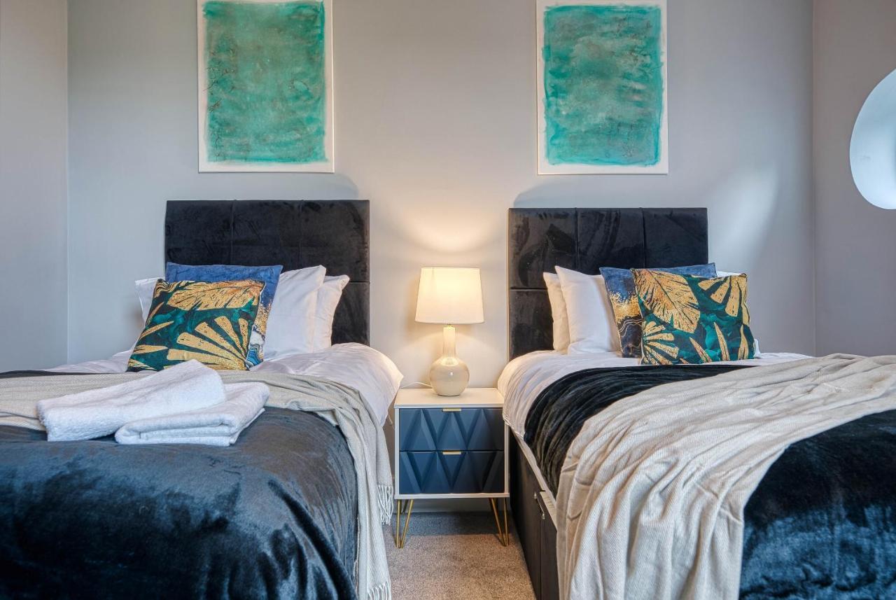 Spacious Nottingham Abode - Sleeps 16 Екстериор снимка