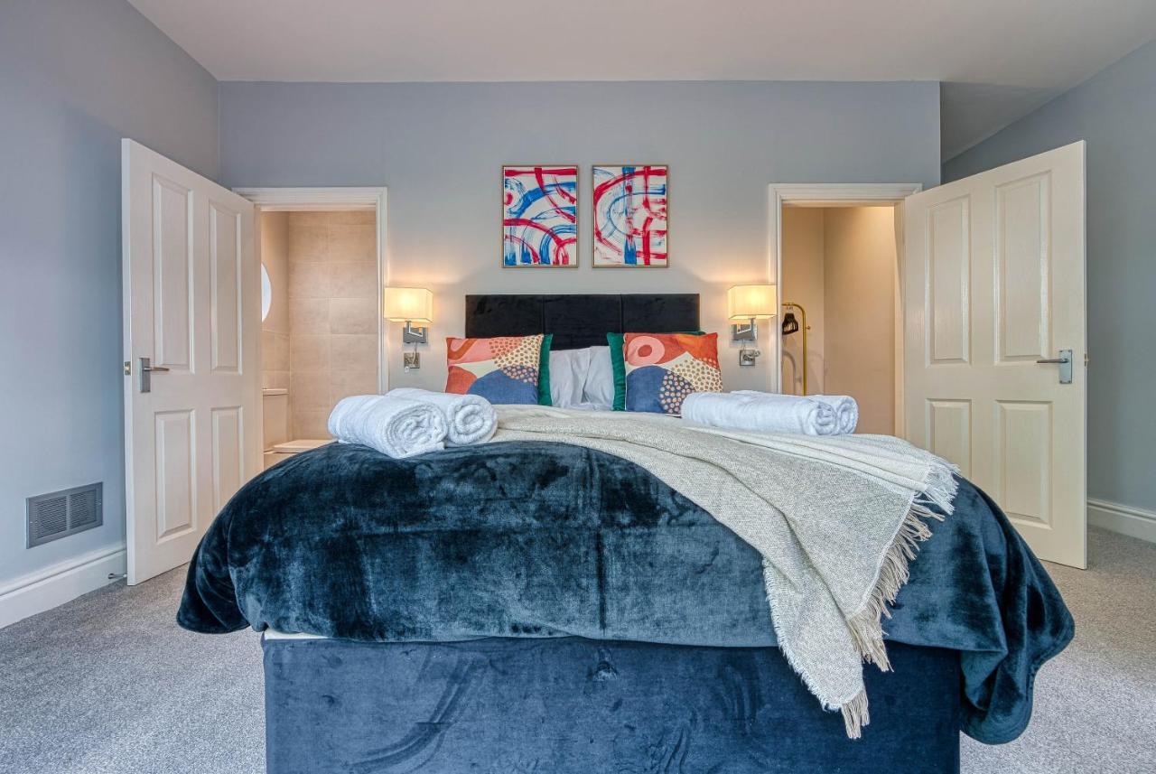 Spacious Nottingham Abode - Sleeps 16 Екстериор снимка