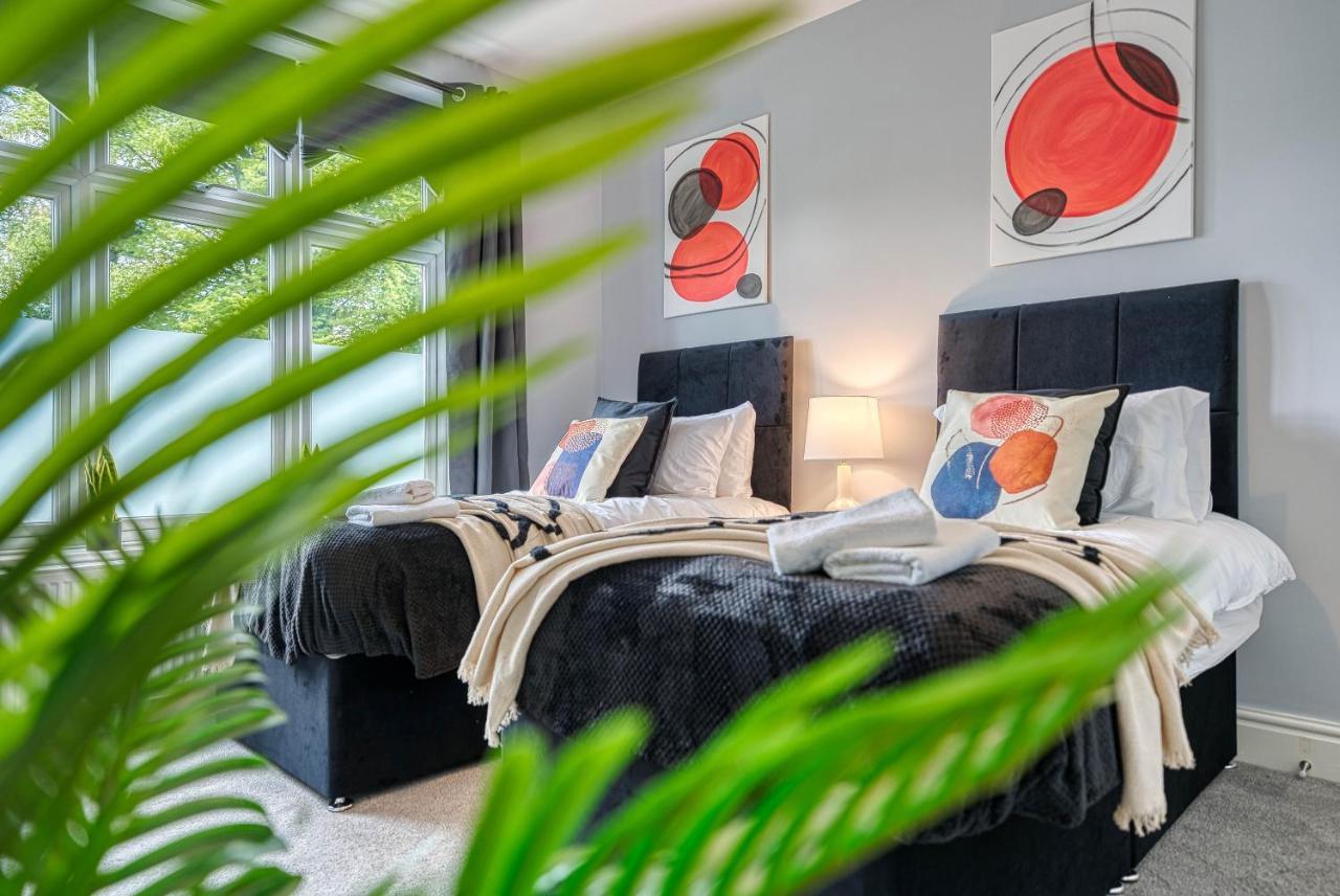 Spacious Nottingham Abode - Sleeps 16 Екстериор снимка