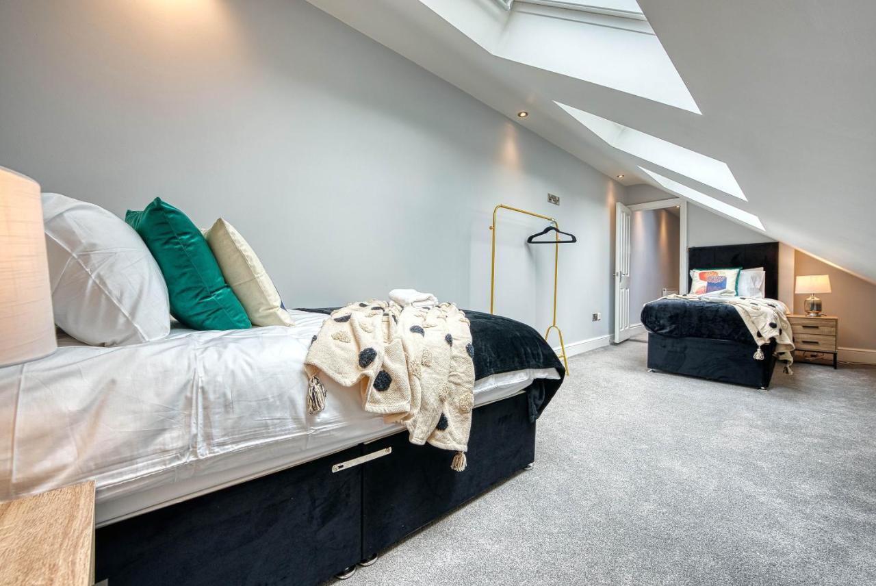Spacious Nottingham Abode - Sleeps 16 Екстериор снимка